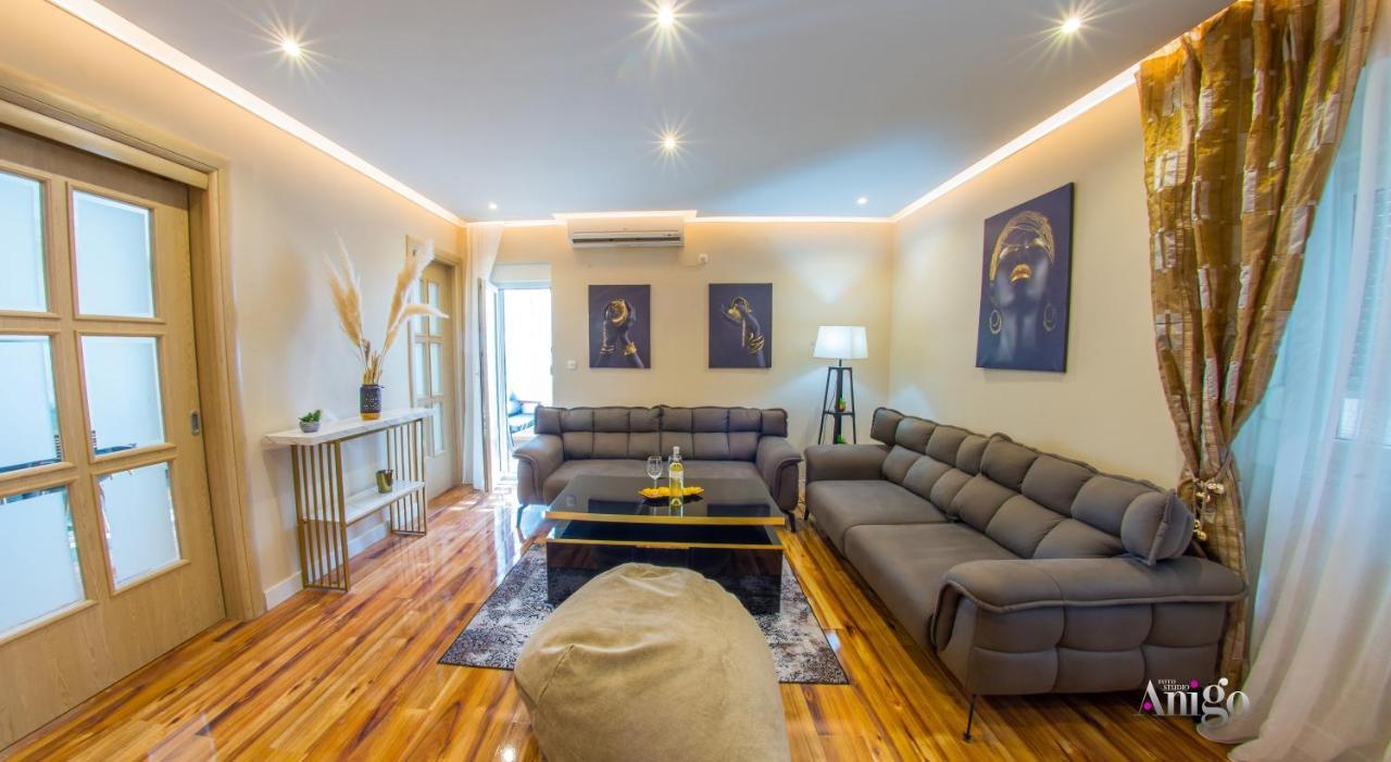 Luxury Apartment Black And Gold Mostar Ngoại thất bức ảnh